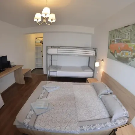 Casa Robinson Vama Veche
