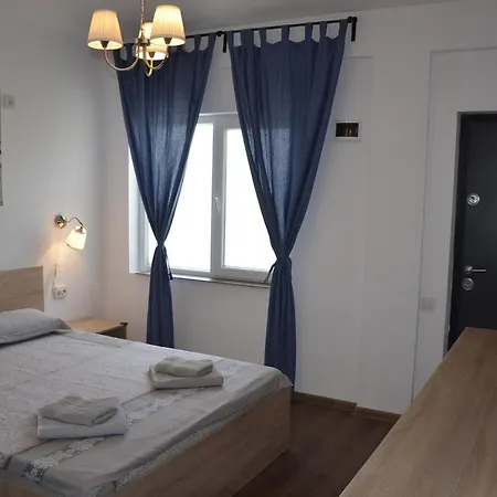 Pensiune Casa Robinson 3*