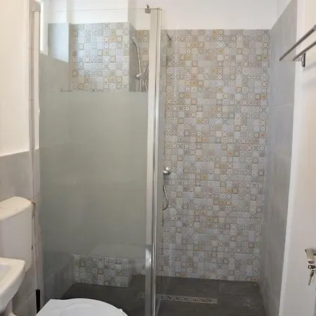 Casa Robinson Vama Veche