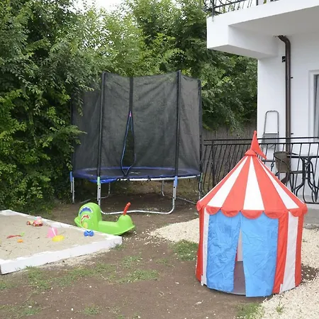 Pensiune Casa Robinson